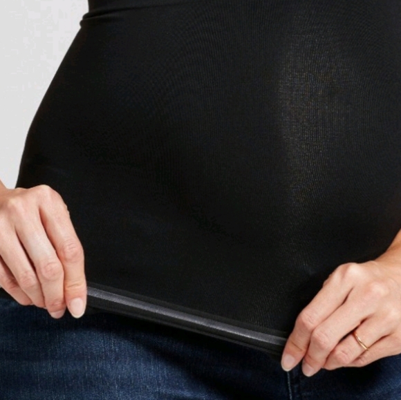 Bellaband Isabel maternity by Ingrid & Isabel - Picture 4 of 4